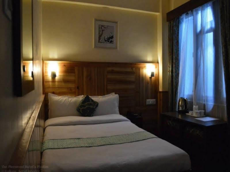 Treebo Trend The Pinewood Hotel Darjeeling  Luaran gambar